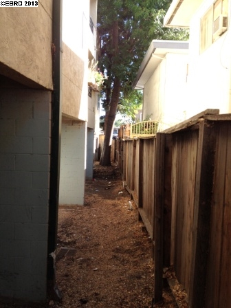 1128 Lacey Lane, CONCORD, California 94520, ,Comm Ri Multi-units 5+,For Sale,Lacey Lane,40638923