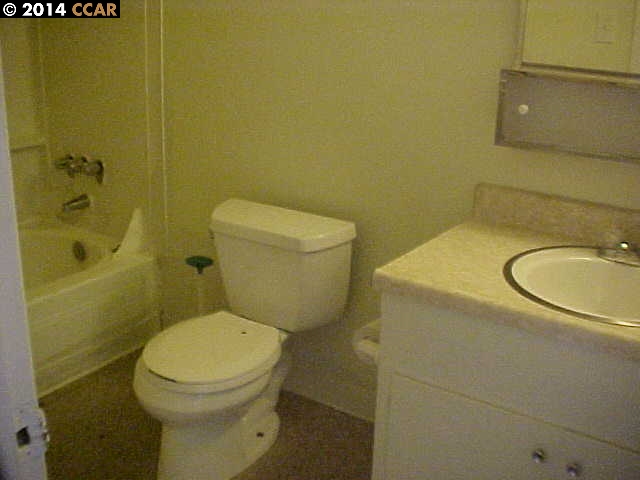 100 AVIAN DR, VALLEJO, California 94591, ,Comm Ri Multi-units 5+,For Sale,AVIAN DR,40641817