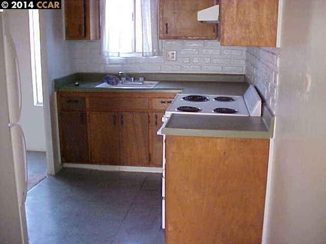 100 AVIAN DR, VALLEJO, California 94591, ,Comm Ri Multi-units 5+,For Sale,AVIAN DR,40641817