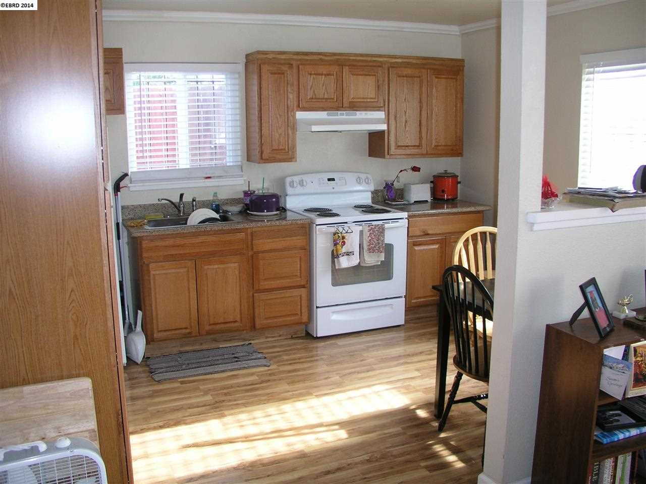1212 12th Street, OAKLAND, California 94607, ,Comm Ri Multi-units 5+,For Sale,12th Street,40641919
