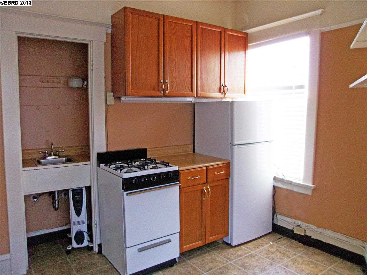 210 Tunnel, RICHMOND, California 94801, ,Comm Ri Multi-units 5+,For Sale,Tunnel,40642762