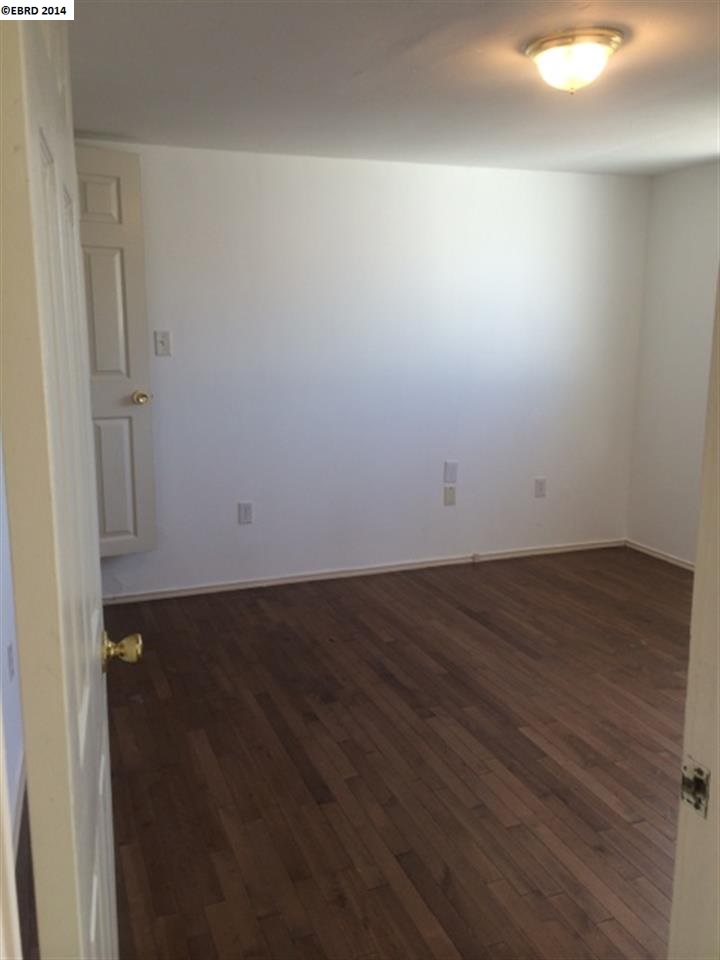 122 RAILROAD AVE, RODEO, California 94572-1237, ,Comm Ri Multi-units 5+,For Sale,RAILROAD AVE,40642861