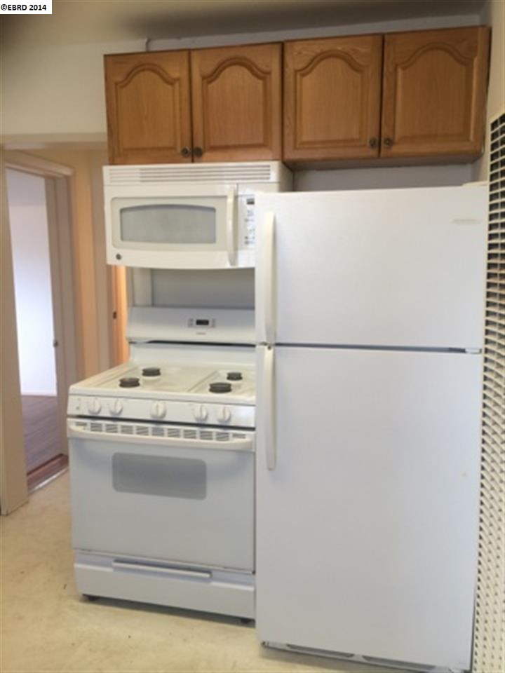 122 RAILROAD AVE, RODEO, California 94572-1237, ,Comm Ri Multi-units 5+,For Sale,RAILROAD AVE,40642861