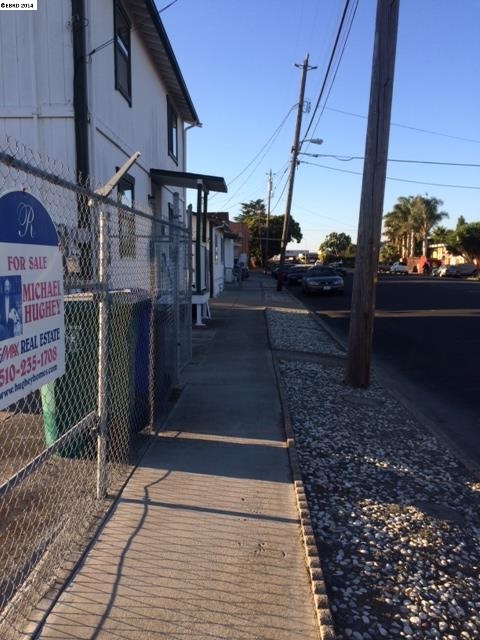 122 RAILROAD AVE, RODEO, California 94572-1237, ,Comm Ri Multi-units 5+,For Sale,RAILROAD AVE,40642861