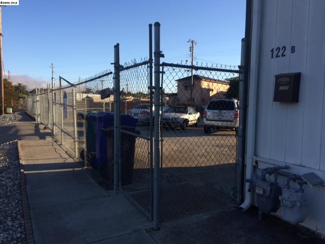 122 RAILROAD AVE, RODEO, California 94572-1237, ,Comm Ri Multi-units 5+,For Sale,RAILROAD AVE,40642861