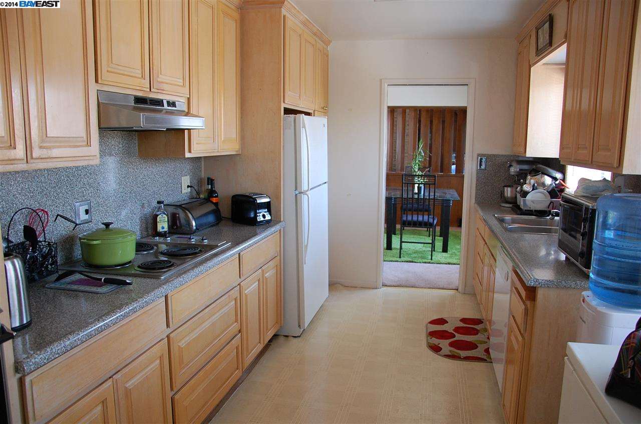 980 simon, HAYWARD, California 94541, ,Comm Ri Multi-units 5+,For Sale,simon,40643583