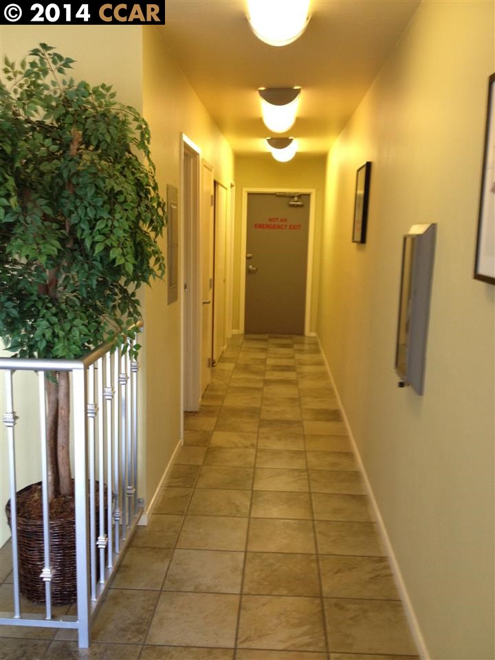 3600 CLAYTON RD# C2, CONCORD, California 94521-2511, ,Comm Industrial For Lease,For Rent,CLAYTON RD# C2,40938958