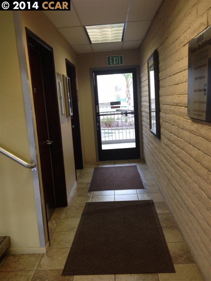 3600 CLAYTON RD# C2, CONCORD, California 94521-2511, ,Comm Industrial For Lease,For Rent,CLAYTON RD# C2,40938958