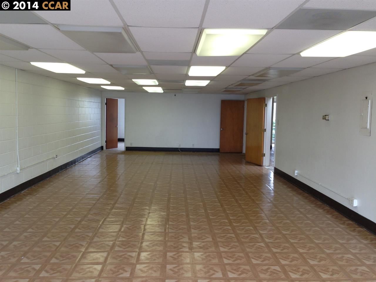 3609 MACDONALD AVE, RICHMOND, California 94805-2114, ,Comm Industrial For Lease,For Rent,MACDONALD AVE,40938973