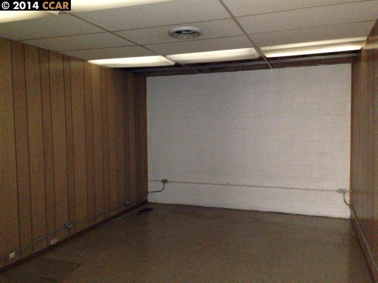 3609 MACDONALD AVE, RICHMOND, California 94805-2114, ,Comm Industrial For Lease,For Rent,MACDONALD AVE,40938973