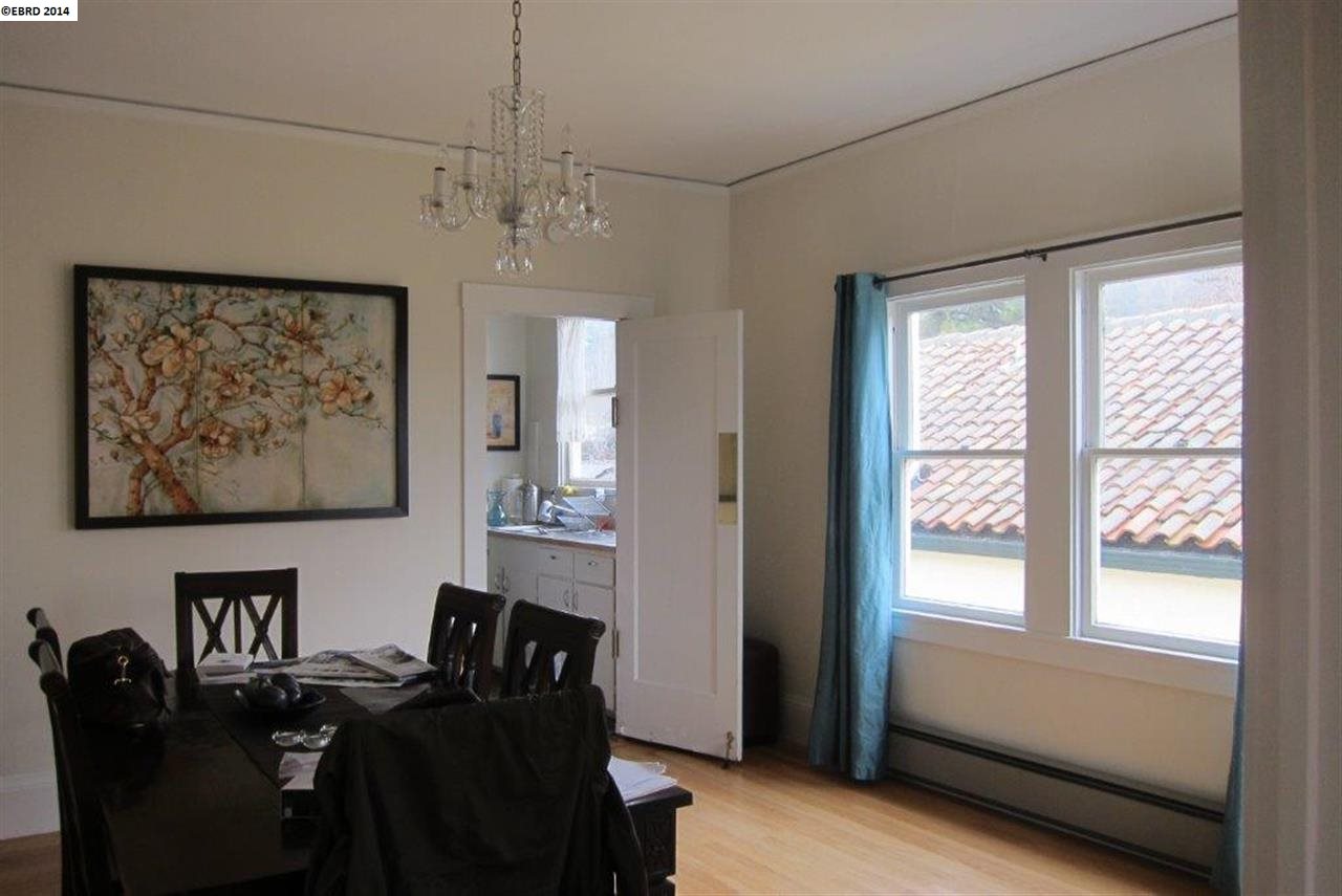2737 FOREST AVE, BERKELEY, California 94705-1306, ,Comm Ri Multi-units 5+,For Sale,FOREST AVE,40646967