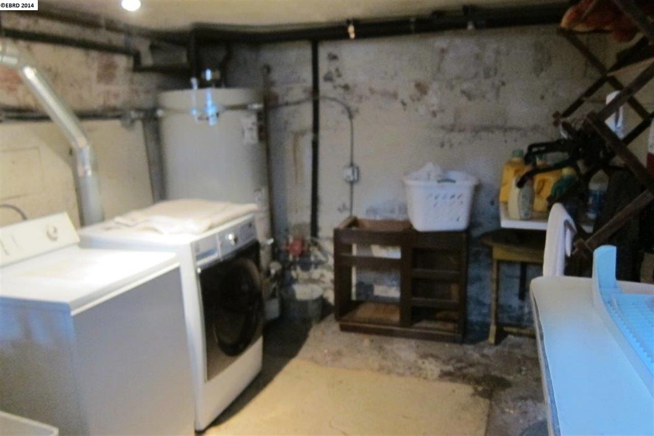 2737 FOREST AVE, BERKELEY, California 94705-1306, ,Comm Ri Multi-units 5+,For Sale,FOREST AVE,40646967