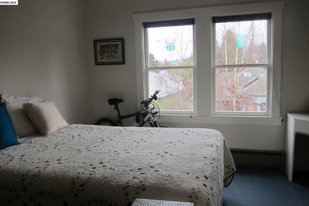 2737 FOREST AVE, BERKELEY, California 94705-1306, ,Comm Ri Multi-units 5+,For Sale,FOREST AVE,40646967