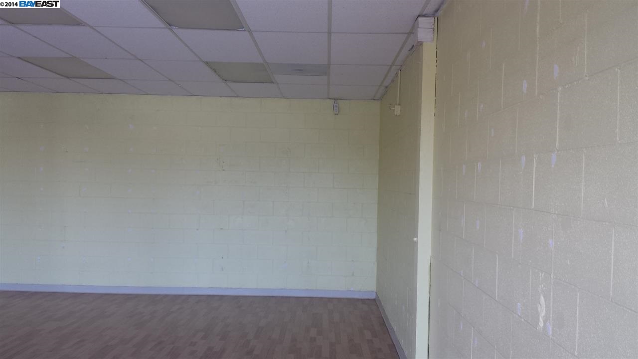 20573 SANTA MARIA AVE, CASTRO VALLEY, California 94546-5610, ,Comm Industrial For Lease,For Rent,SANTA MARIA AVE,40939003