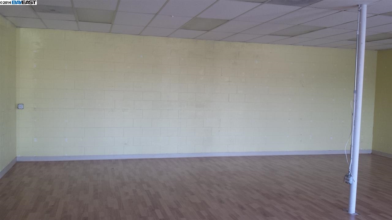 20573 SANTA MARIA AVE, CASTRO VALLEY, California 94546-5610, ,Comm Industrial For Lease,For Rent,SANTA MARIA AVE,40939003