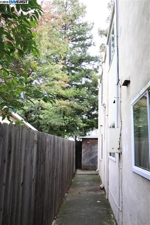 1506 GARCEZ DR, CONCORD, California 94521-3143, ,Comm Ri Multi-units 5+,For Sale,GARCEZ DR,40648308
