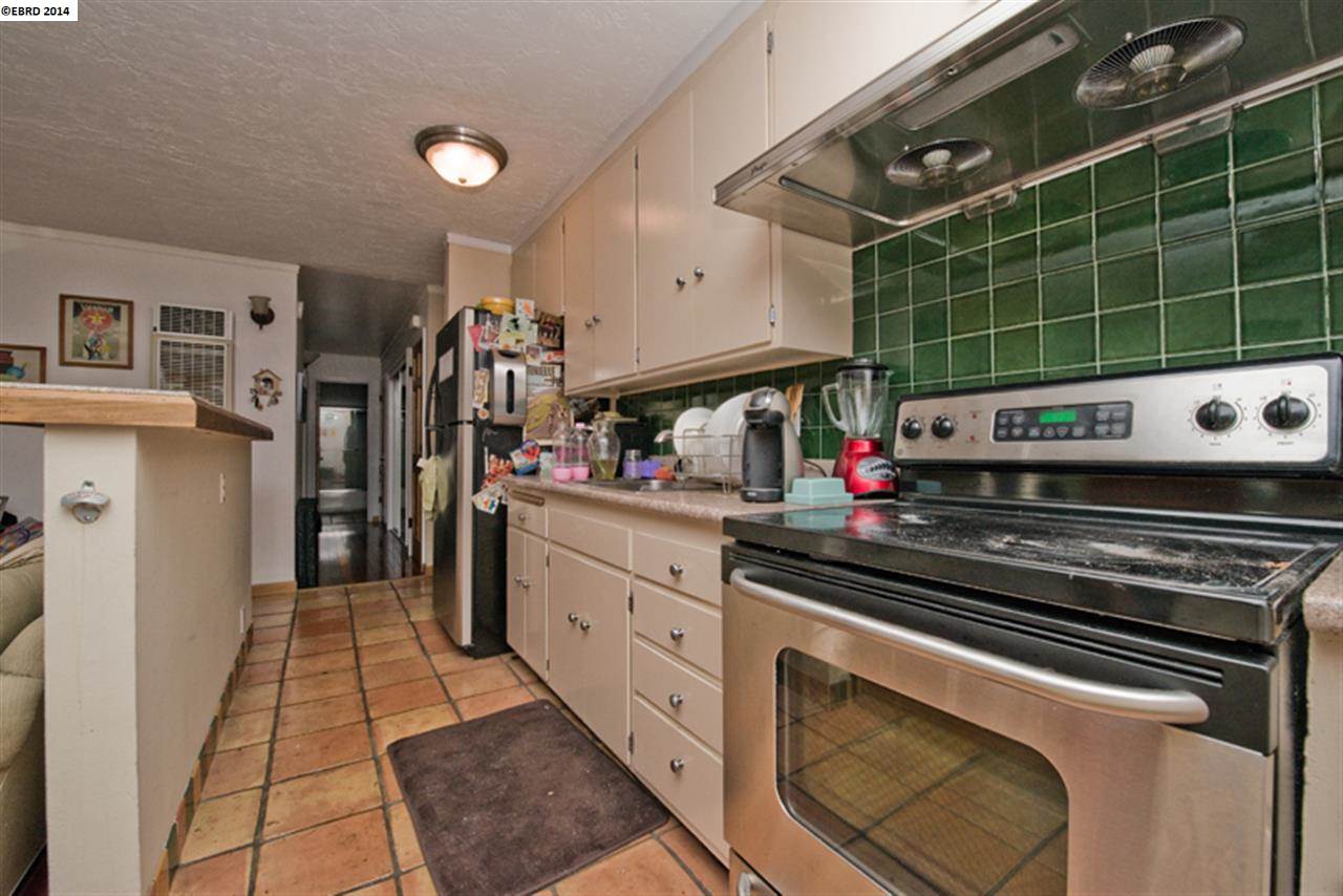 2235 ASHBY AVE, BERKELEY, California 94705-1934, ,Comm Ri Multi-units 5+,For Sale,ASHBY AVE,40648643