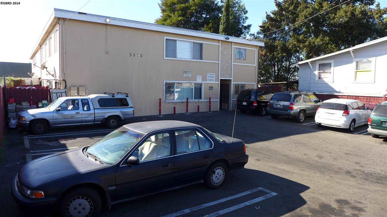 3525 GRAY ST, OAKLAND, California 94601-3723, ,Comm Ri Multi-units 5+,For Sale,GRAY ST,40648769