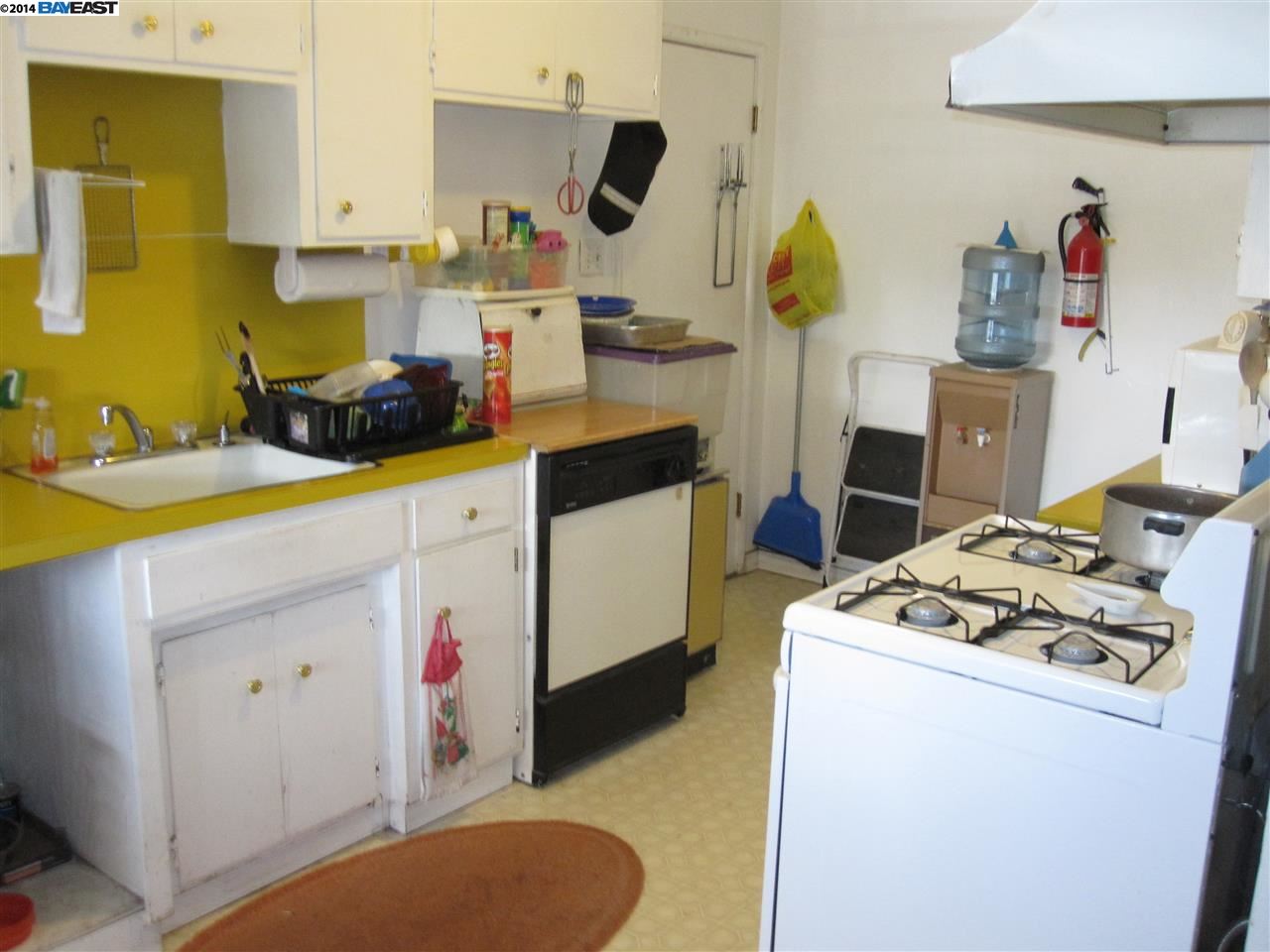21306 RIZZO AVE, CASTRO VALLEY, California 94546-6222, ,Comm Ri Multi-units 5+,For Sale,RIZZO AVE,40648820