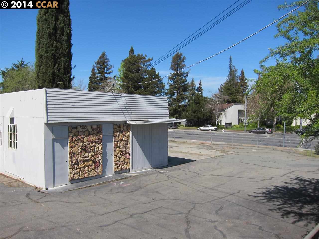 4090 CLAYTON RD, CONCORD, California 94521-2617, ,Comm Lots And Land,For Sale,CLAYTON RD,40934561