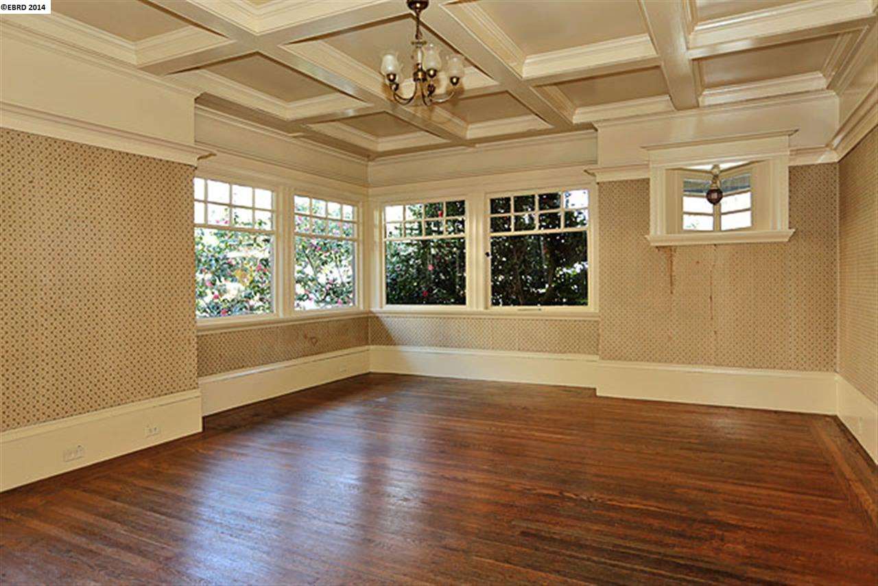 2618 COLLEGE AVE, BERKELEY, California 94704-3407, ,Comm Ri Multi-units 5+,For Sale,COLLEGE AVE,40650739