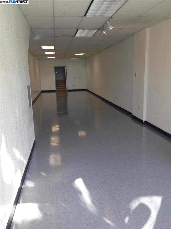 3838 INTERNATIONAL BLVD, OAKLAND, California 94601-4010, ,Comm Industrial For Lease,For Rent,INTERNATIONAL BLVD,40939063