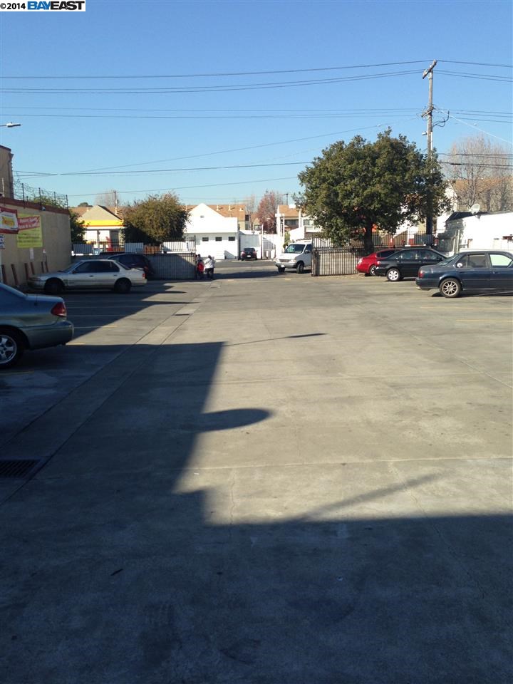 3838 INTERNATIONAL BLVD, OAKLAND, California 94601-4010, ,Comm Industrial For Lease,For Rent,INTERNATIONAL BLVD,40939063