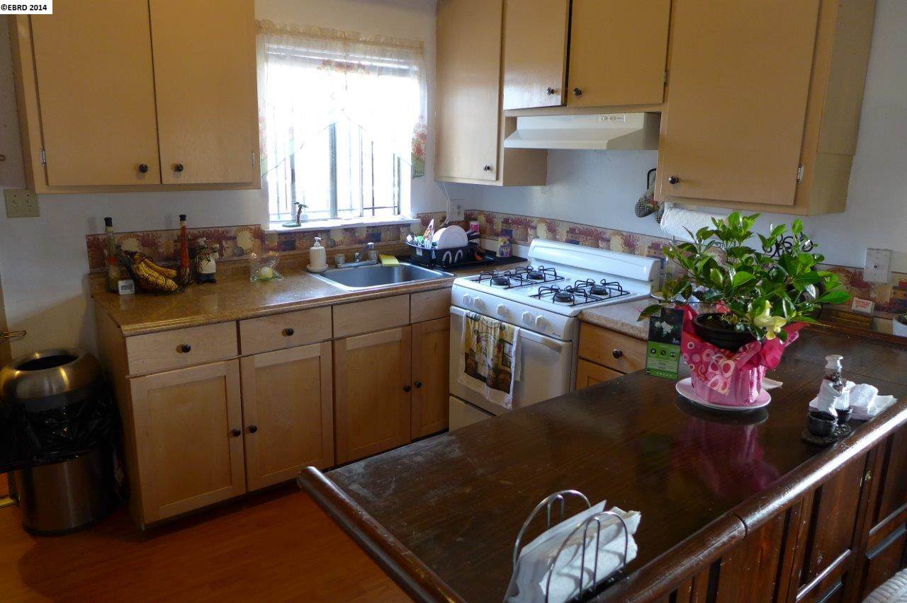 1432 45TH AVE, OAKLAND, California 94601-4505, ,Comm Ri Multi-units 5+,For Sale,45TH AVE,40651584