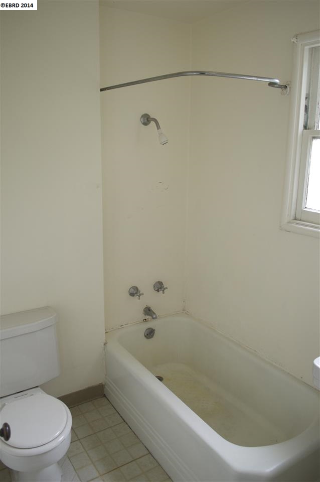 2021 Haste, BERKELEY, California 94704, ,Comm Ri Multi-units 5+,For Sale,Haste,40651789