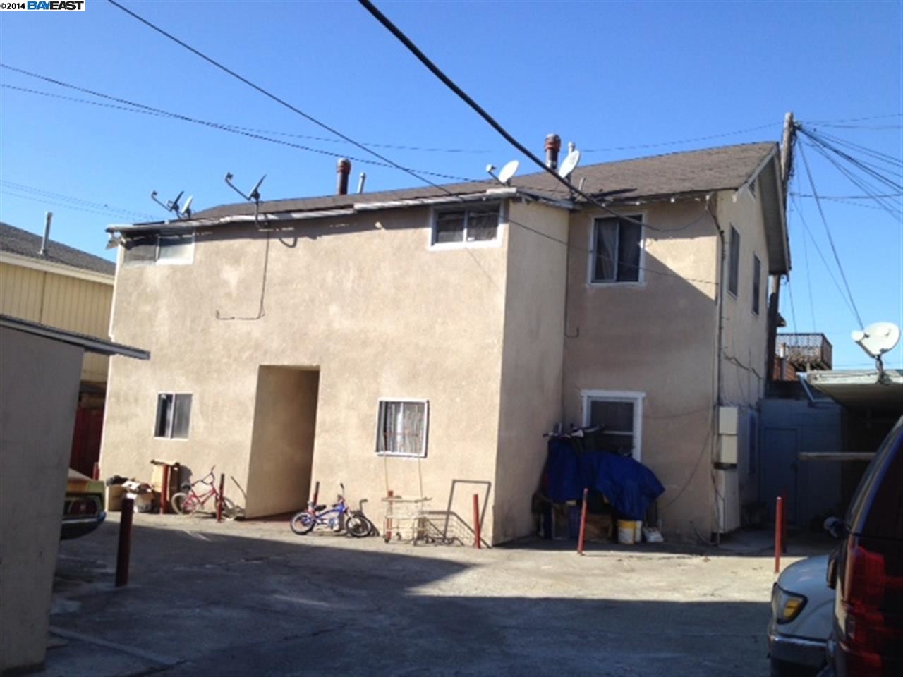 1121 7TH AVE, OAKLAND, California 94606-3636, ,Comm Ri Multi-units 5+,For Sale,7TH AVE,40651820