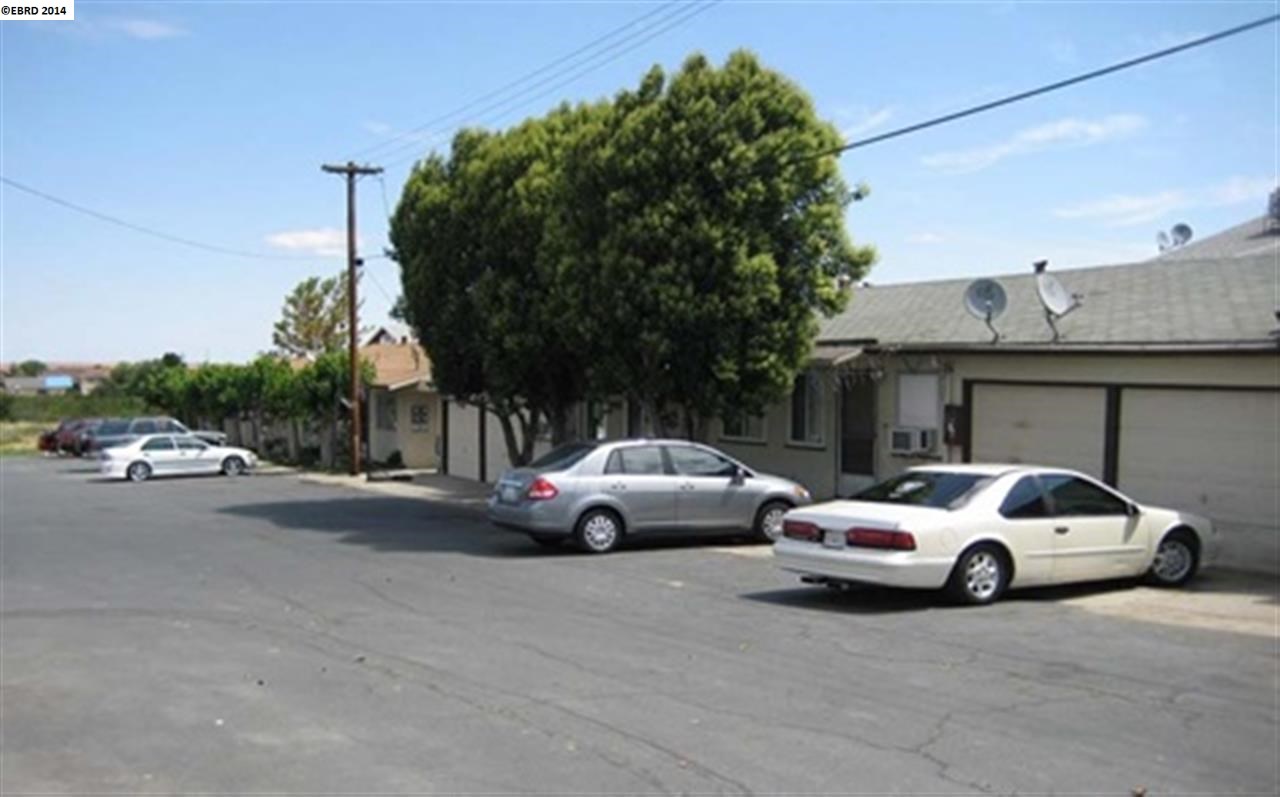 749 Wilbur Ave, ANTIOCH, California 94509, ,Comm Ri Multi-units 5+,For Sale,Wilbur Ave,40652548