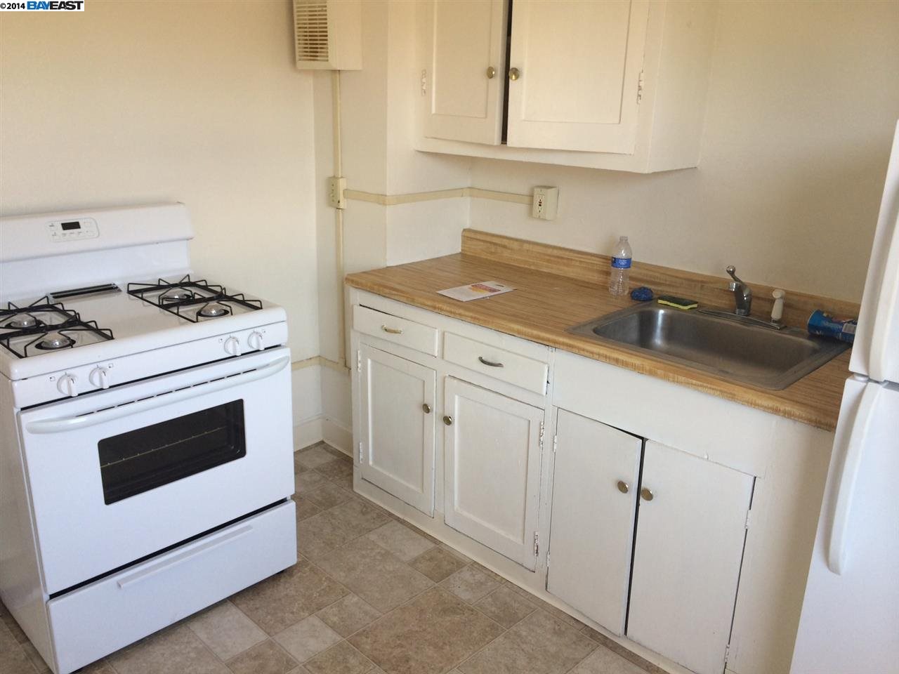 1473 33RD ST, OAKLAND, California 94602-1050, ,Comm Ri Multi-units 5+,For Sale,33RD ST,40652625