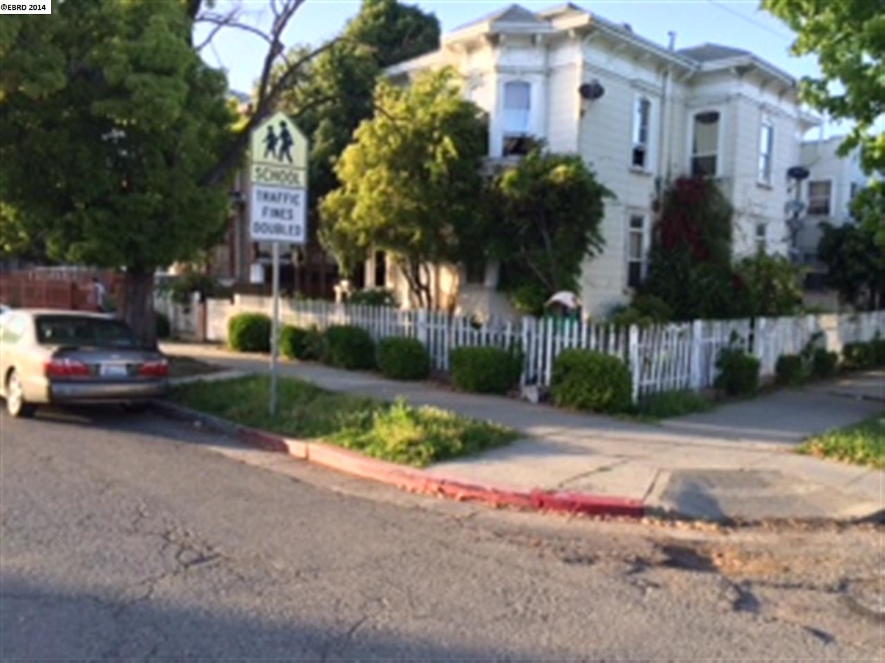 1511 17TH AVE, OAKLAND, California 94606-4529, ,Comm Ri Multi-units 5+,For Sale,17TH AVE,40653490