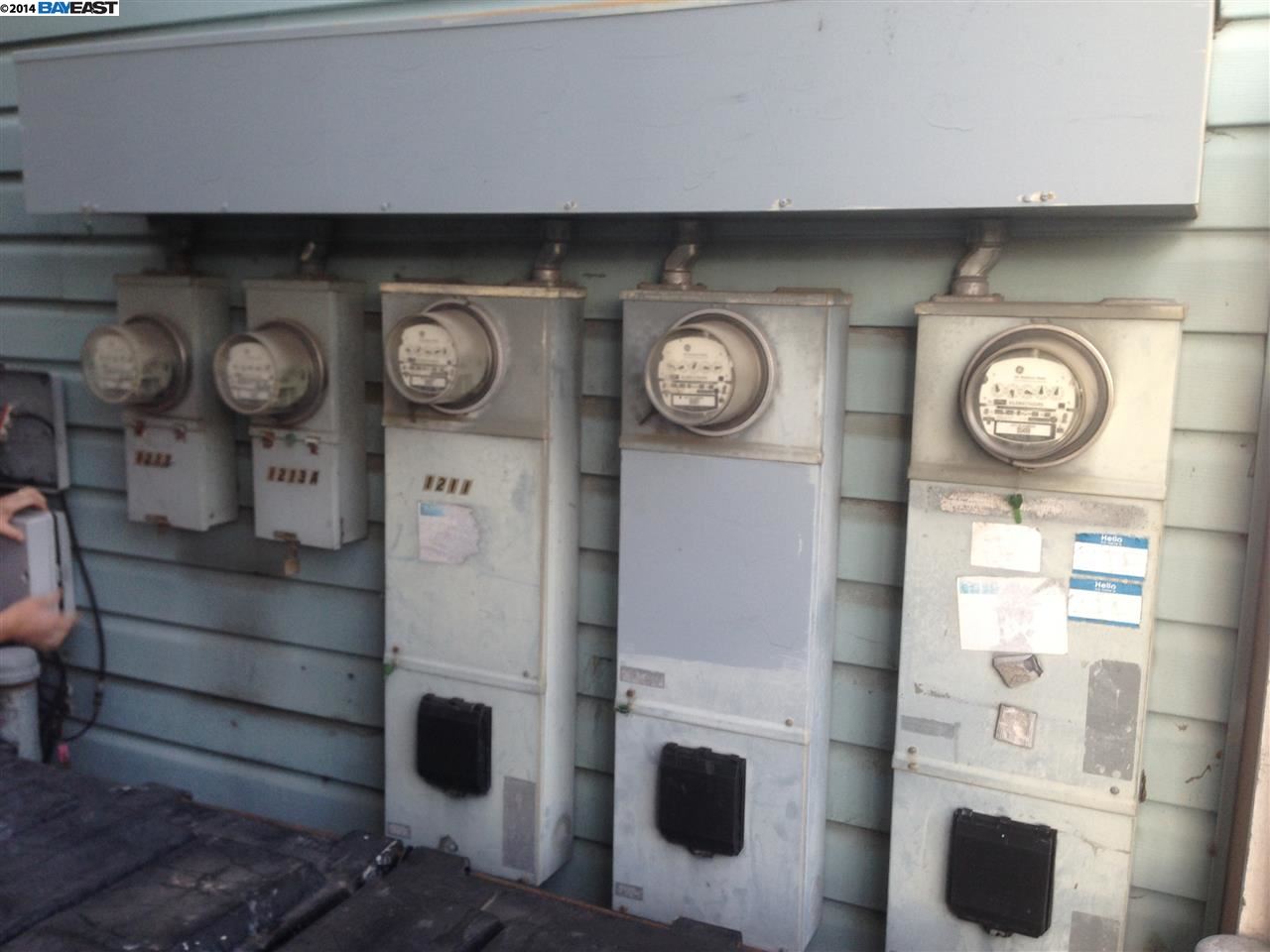 1213 LINCOLN AVE, ALAMEDA, California 94501-2325, ,Comm Ri Multi-units 5+,For Sale,LINCOLN AVE,40653592