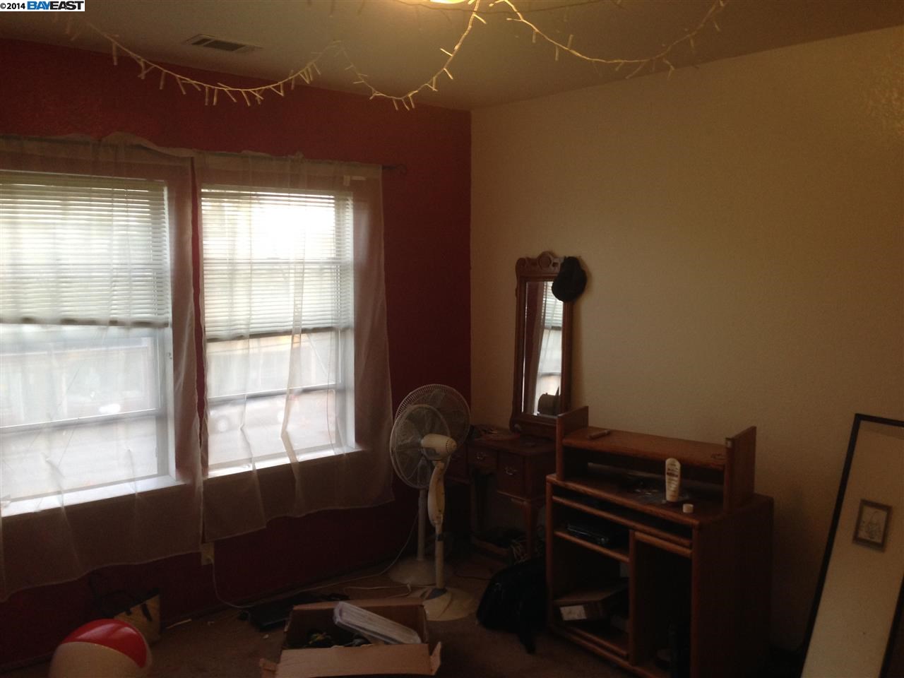 1213 LINCOLN AVE, ALAMEDA, California 94501-2325, ,Comm Ri Multi-units 5+,For Sale,LINCOLN AVE,40653592