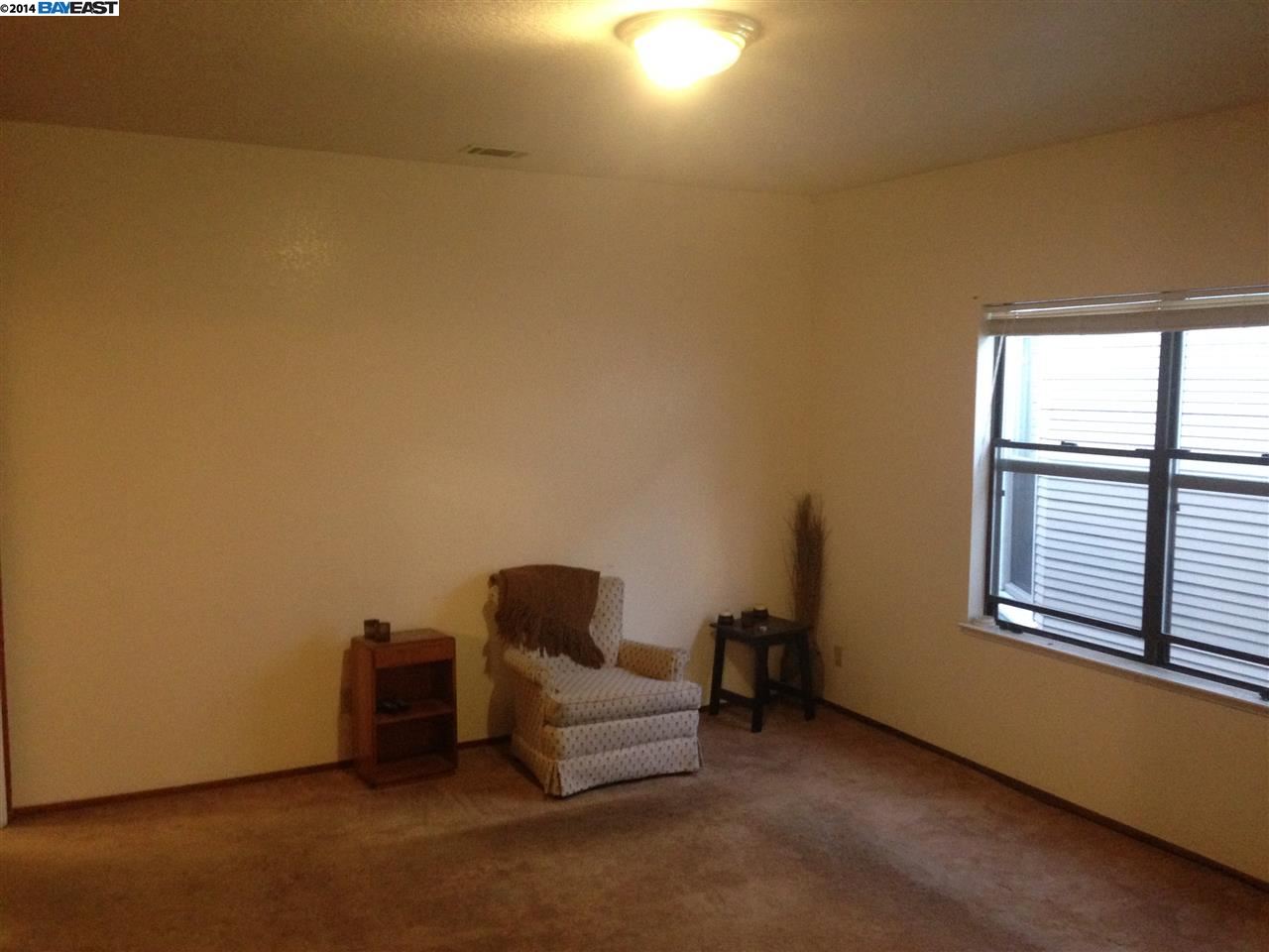 1213 LINCOLN AVE, ALAMEDA, California 94501-2325, ,Comm Ri Multi-units 5+,For Sale,LINCOLN AVE,40653592
