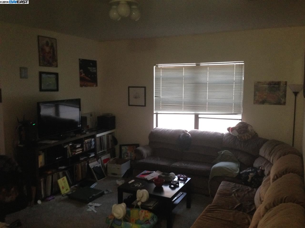 1213 LINCOLN AVE, ALAMEDA, California 94501-2325, ,Comm Ri Multi-units 5+,For Sale,LINCOLN AVE,40653592