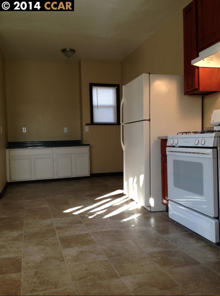 412 BISSELL AVE, RICHMOND, California 94801-3043, ,Comm Ri Multi-units 5+,For Sale,BISSELL AVE,40656689