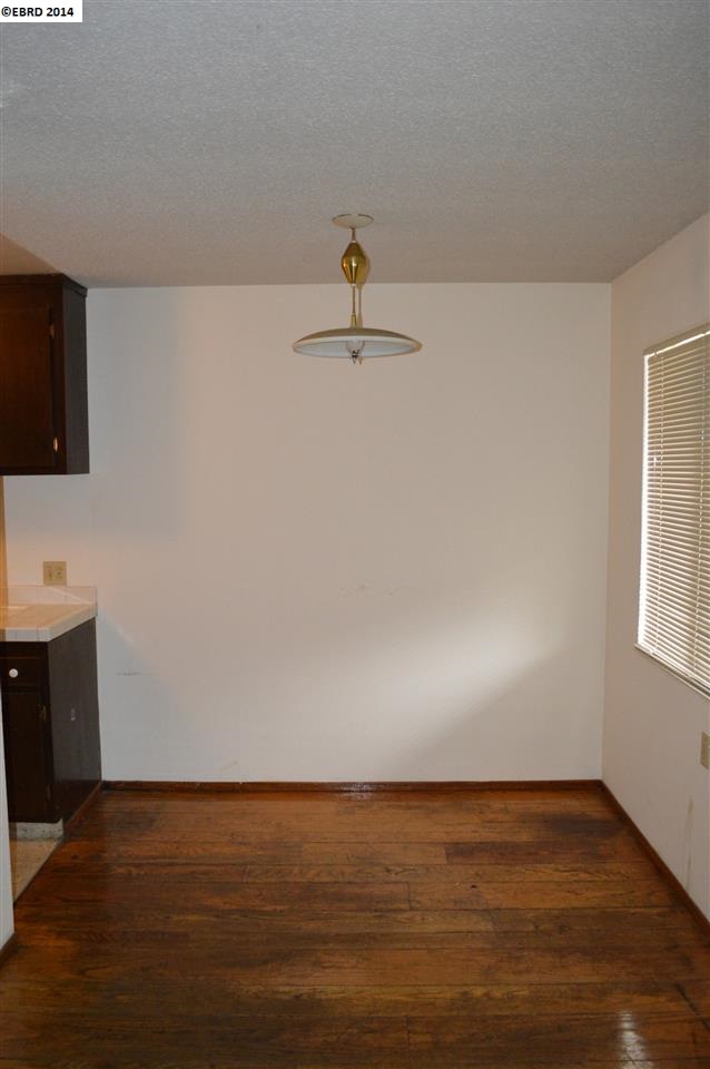 2450 Milvia, BERKELEY, California 94704, ,Comm Ri Multi-units 5+,For Sale,Milvia,40657043