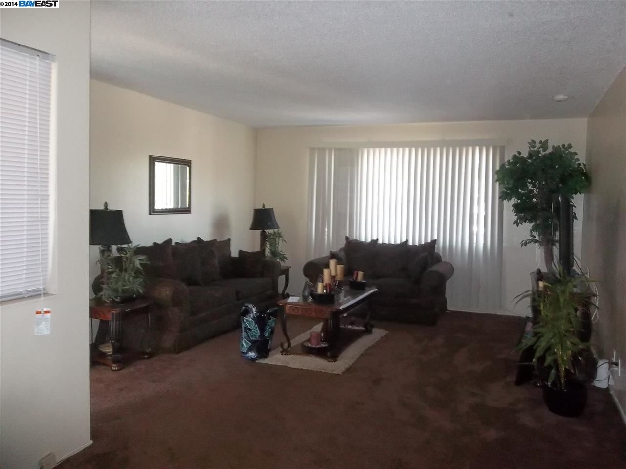 2050 Harrington Avenue, OAKLAND, California 94601-3704, ,Comm Ri Multi-units 5+,For Sale,Harrington Avenue,40658605