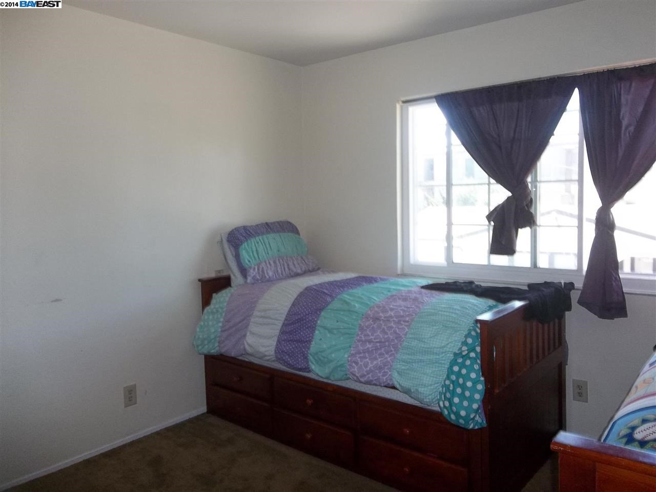 2050 Harrington Avenue, OAKLAND, California 94601-3704, ,Comm Ri Multi-units 5+,For Sale,Harrington Avenue,40658605
