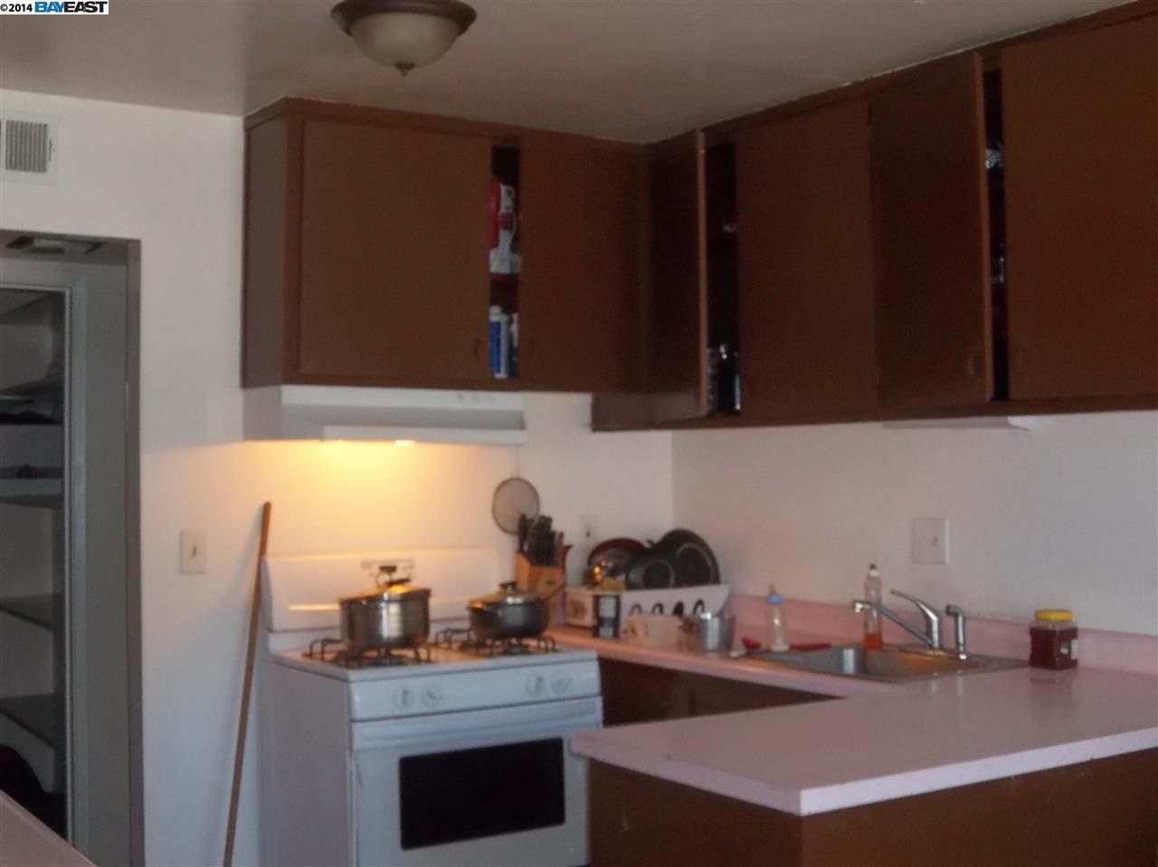 2050 Harrington Avenue, OAKLAND, California 94601-3704, ,Comm Ri Multi-units 5+,For Sale,Harrington Avenue,40658605