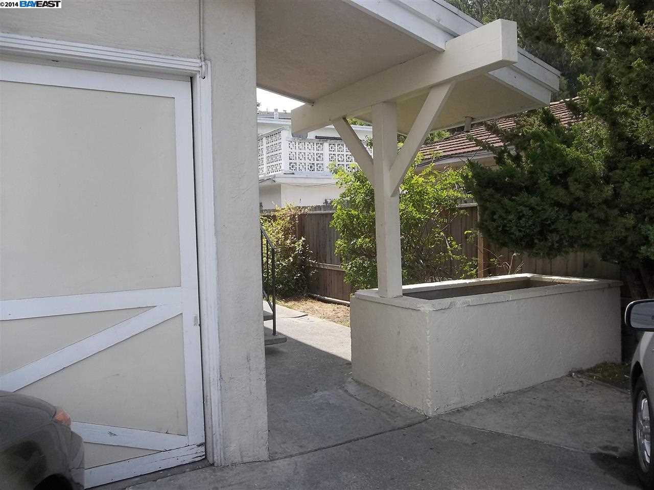 2050 Harrington Avenue, OAKLAND, California 94601-3704, ,Comm Ri Multi-units 5+,For Sale,Harrington Avenue,40658605