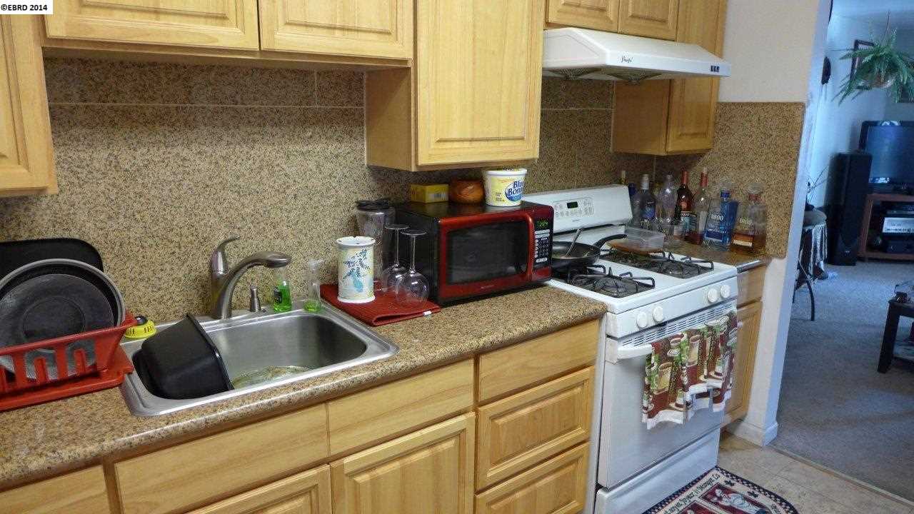 1522 PRINCE ST, BERKELEY, California 94703-2310, ,Comm Ri Multi-units 5+,For Sale,PRINCE ST,40658814
