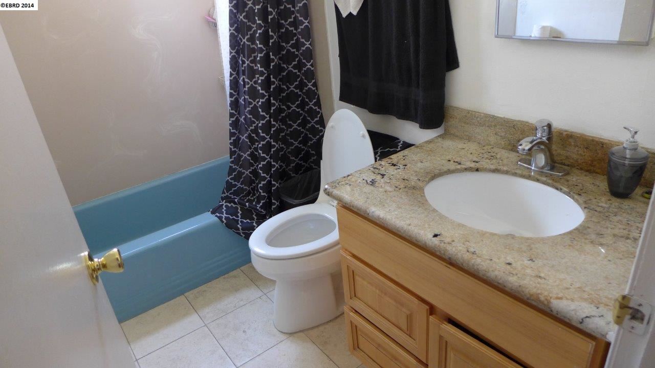 1522 PRINCE ST, BERKELEY, California 94703-2310, ,Comm Ri Multi-units 5+,For Sale,PRINCE ST,40658814
