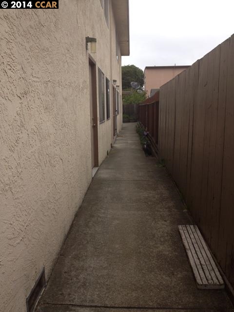 5533 MADISON AVE, RICHMOND, California 94804-4841, ,Comm Ri Multi-units 5+,For Sale,MADISON AVE,40659118