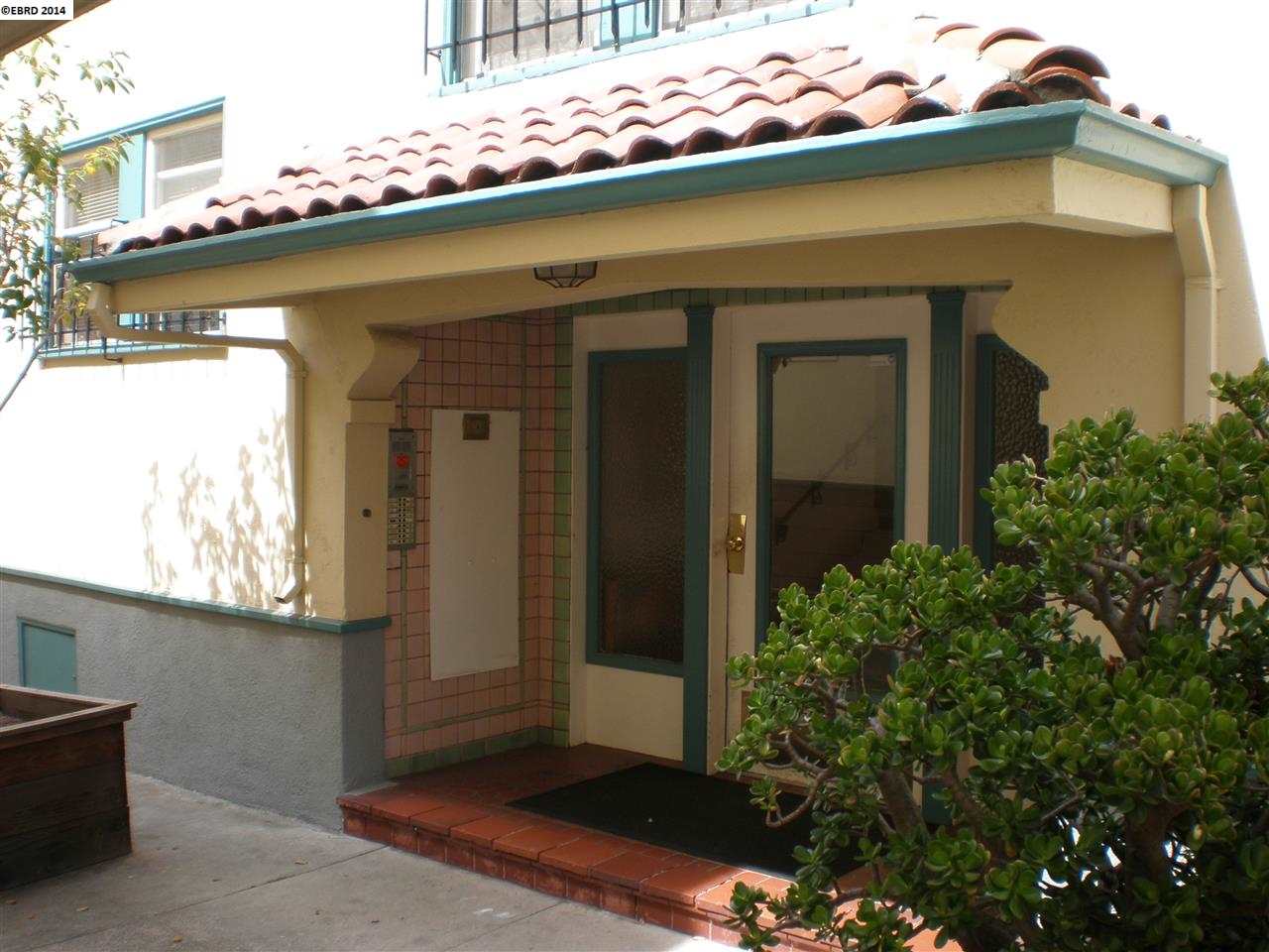 1732 6th Ave., OAKLAND, California 94606, ,Comm Ri Multi-units 5+,For Sale,6th Ave.,40660855