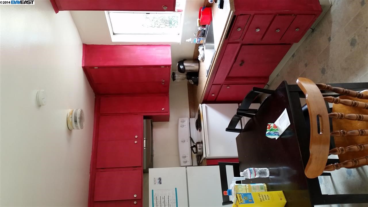 9838 Holly St, OAKLAND, California 94603, ,Comm Ri Multi-units 5+,For Sale,Holly St,40661014