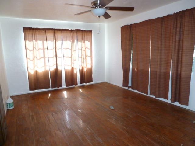 9517 E ST, OAKLAND, California 94603-1353, ,Comm Ri Multi-units 5+,For Sale,E ST,40661136