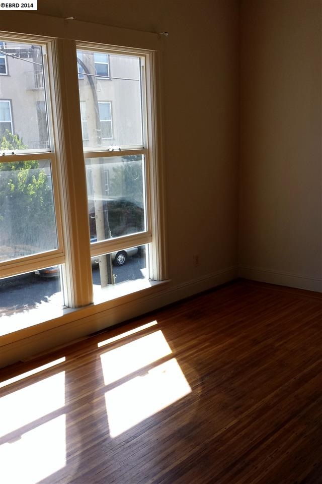 1921 26TH AVE, OAKLAND, California 94601-1763, ,Comm Ri Multi-units 5+,For Sale,26TH AVE,40661588